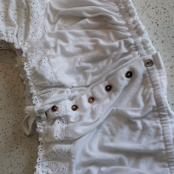 White crop top with stretchy shoulders size L - Picture 4 of 4